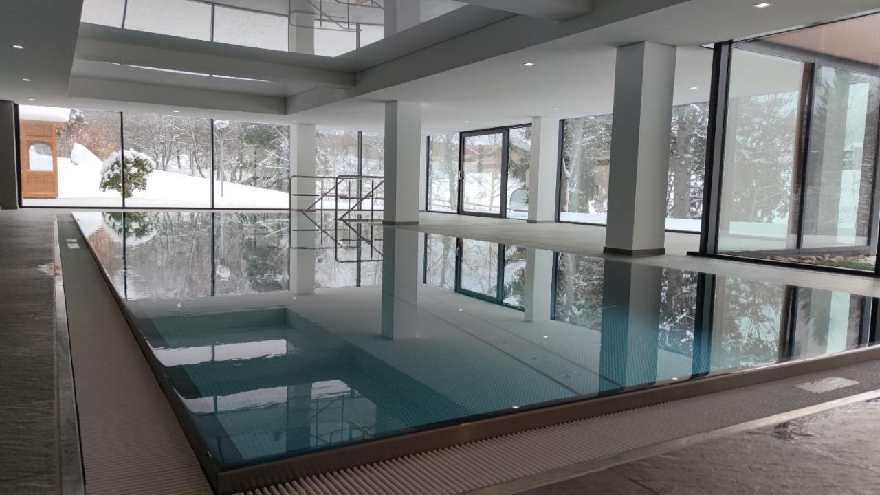 Studio 20Qm Mit Balkon Und Innenpool - 22010 Schluchsee Buitenkant foto
